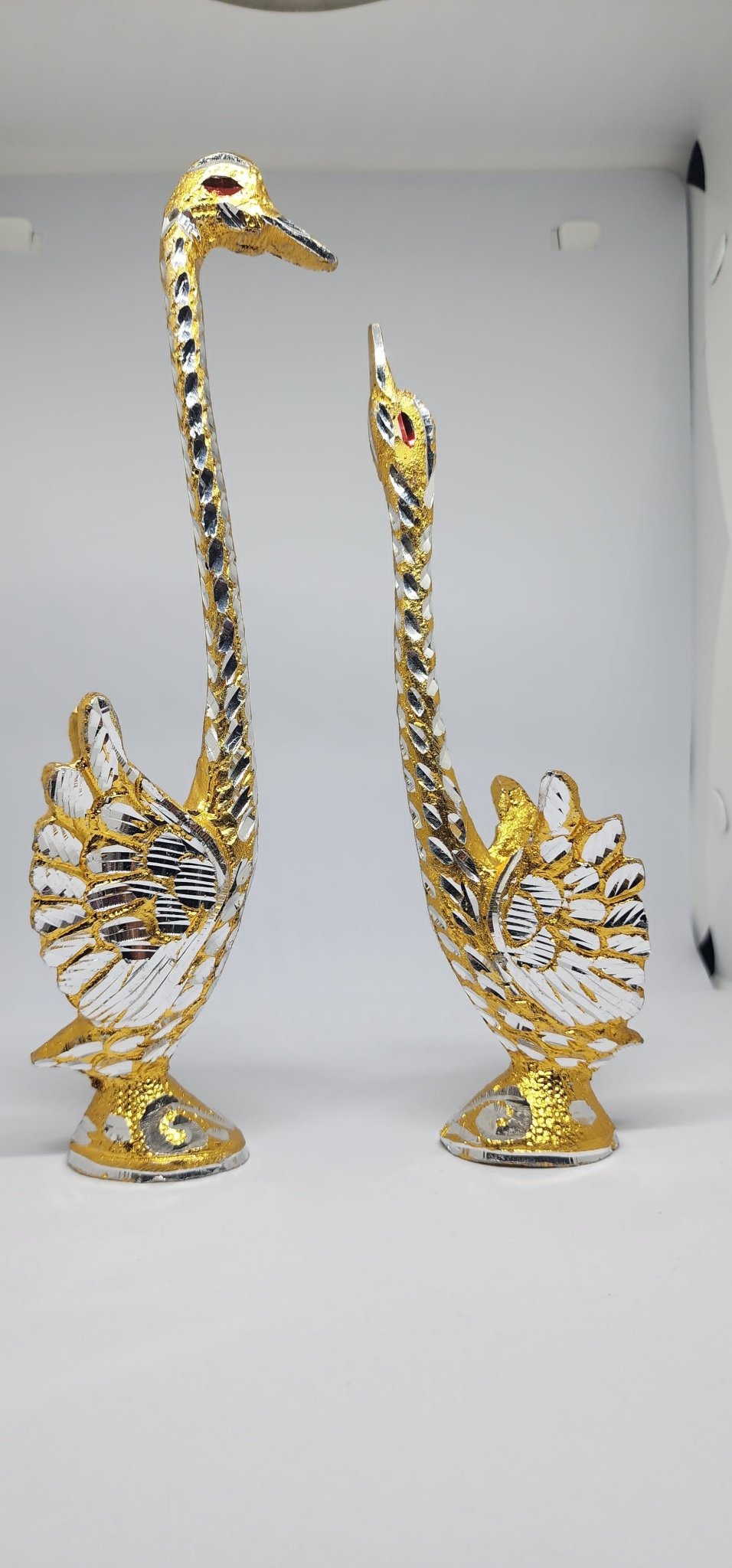 Handcrafted Brass Swan Figurines – Elegant Pair Sculpture for Home & Office Decor - GegoCraft