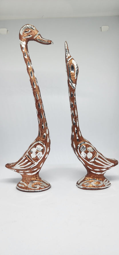 Handcrafted Brass Swan Figurines – Elegant Pair Sculpture for Home & Office Decor - GegoCraft