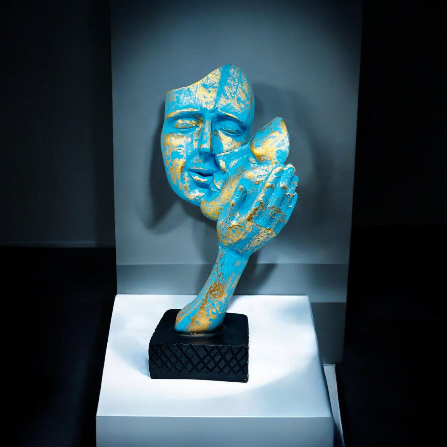 Modern Abstract Face Mask Sculpture – Blue and Gold Polyresin Art Statue for Desk, Shelf, or Entryway – Conceptual Home Décor Accent on Black Base - Riserra