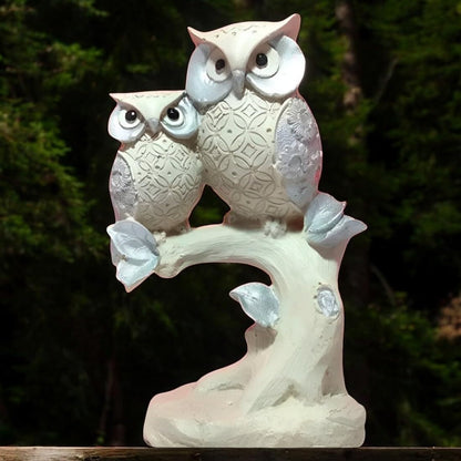 Parent and Baby Owl Figurine – Decorative Polyresin Sculpture with Tree Branch Base – White & Gray Animal Accent for Shelf, Entryway, or Nursery - Riserra